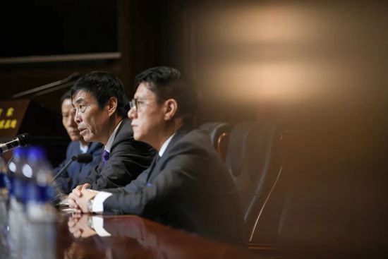 埃弗顿官方:针对英超委员会扣10分的处罚 已提交上诉埃弗顿官方发布声明，已经在今日向英超委员会对俱乐部扣10分正式提出上诉。